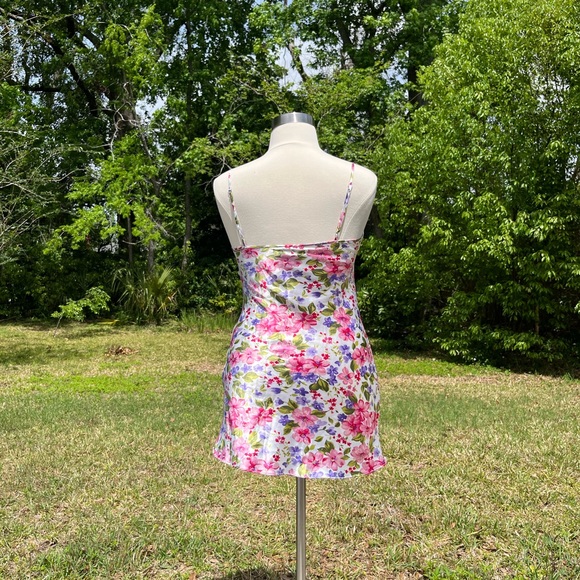 2/$40 Vintage Satin Floral Bow Slip - Picture 5 of 9